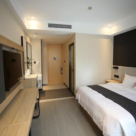 Thank Inn Plus Jiangsu Zhenjiang Jiangkou District Hongdou Square Zewnętrze zdjęcie